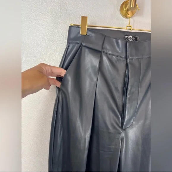 MOTHER NWT High Waist Tunnel Vision Pleated Wide Leg Faux Leather Pants Size 27
